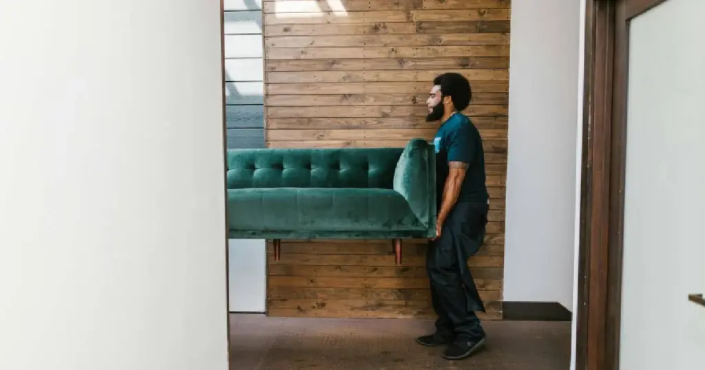 Common Mistakes to Avoid When Booking House Removalists Melbourne